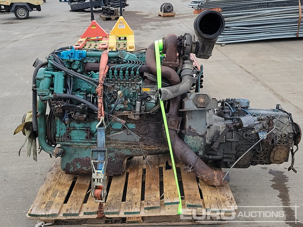 Volvo 6 Cylinder Engine, Gearbox - Engine: picture 2 Volvo 6 Cylinder Engine, Gearbox - Engine: picture 2