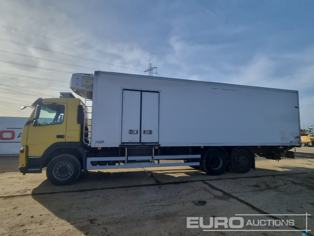 Volvo FM340 - Refrigerated truck: picture 2 Volvo FM340 - Refrigerated truck: picture 2