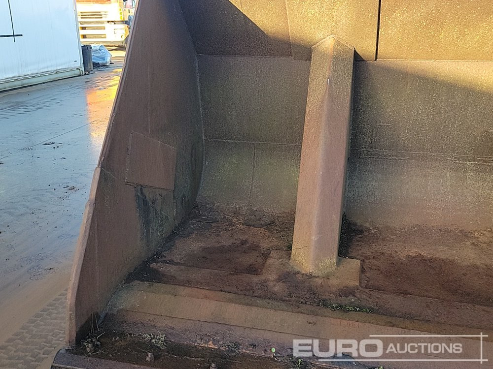 Wheel loader Volvo L70E: picture 14 Wheel loader Volvo L70E: picture 14