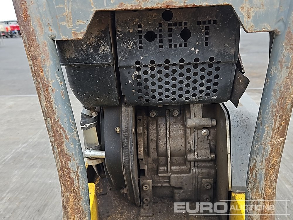 Asphalt machine Wacker Neuson Diesel Compaction Plate: picture 9