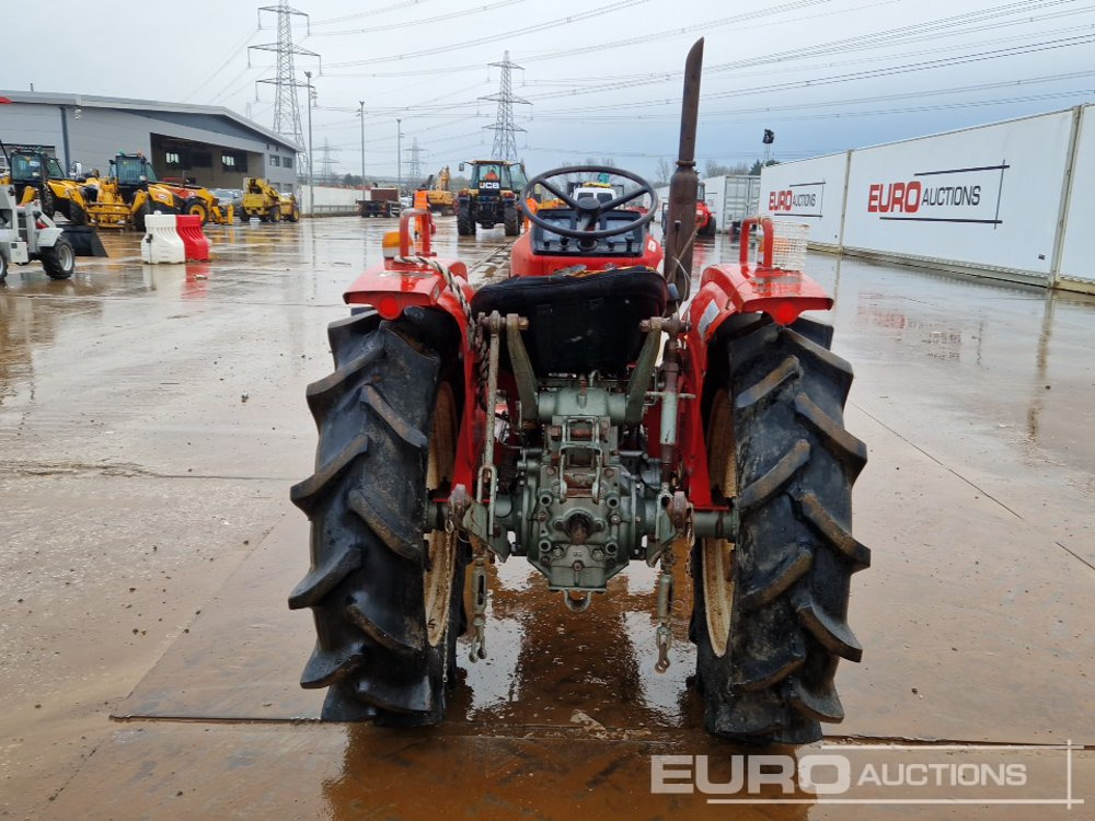 Yanmar YM2000 - Compact tractor: picture 4 Yanmar YM2000 - Compact tractor: picture 4