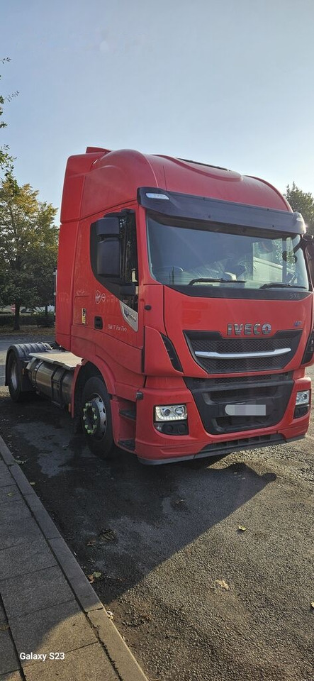 Tractor unit IVECO Stralis 400: picture 1