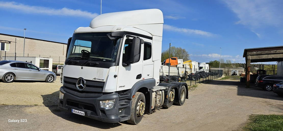 Mercedes-Benz Actros 2540  - Tractor unit: picture 2 Mercedes-Benz Actros 2540  - Tractor unit: picture 2