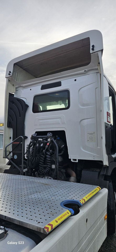 Renault T460 - Tractor unit: picture 3 Renault T460 - Tractor unit: picture 3