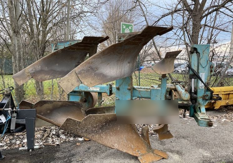 Aratro usato Nuova Comas - Plough: picture 3 Aratro usato Nuova Comas - Plough: picture 3