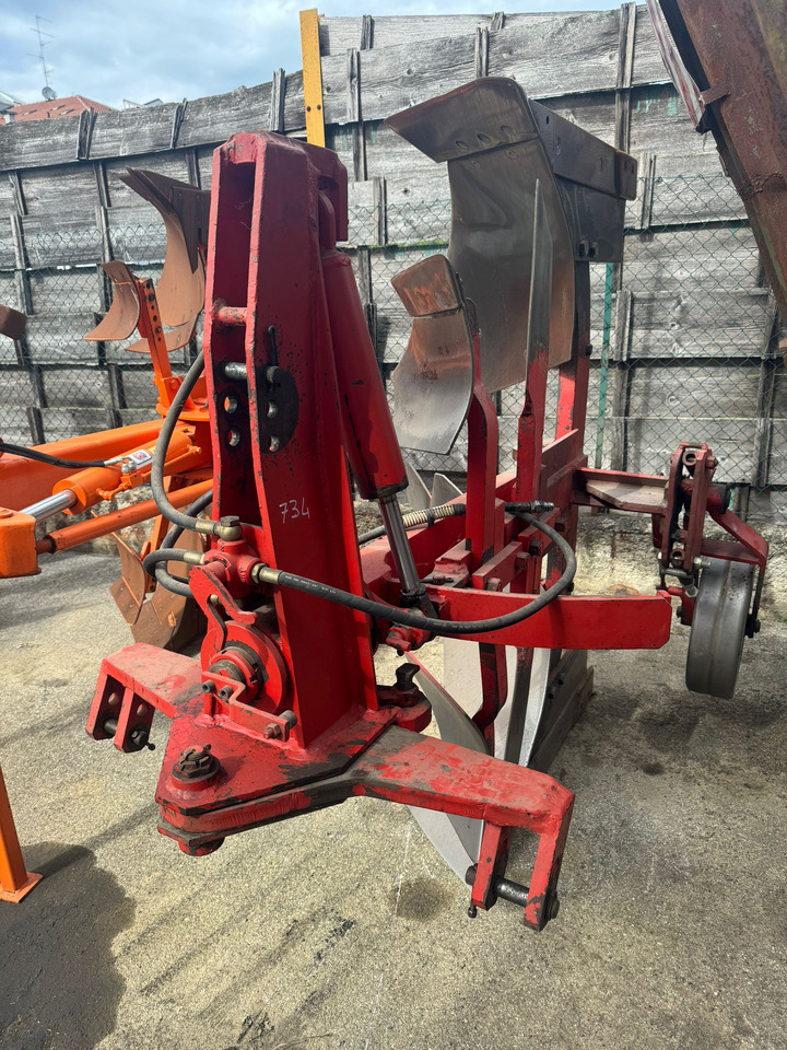 Greco Ilio monovomere aratro usato - Plough: picture 1 Greco Ilio monovomere aratro usato - Plough: picture 1