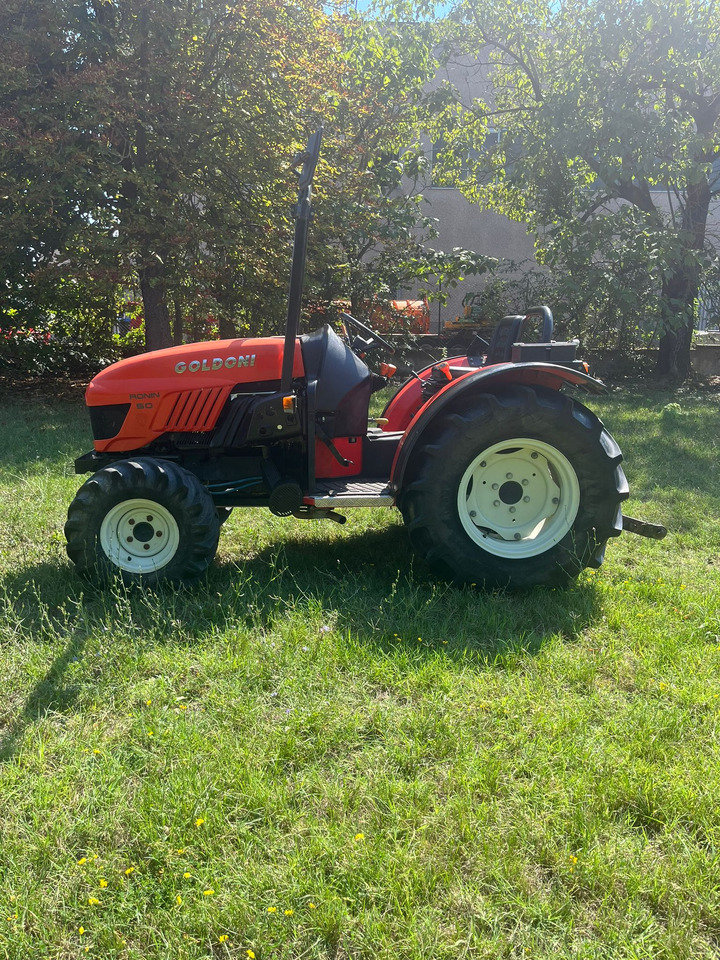 Trattore usato Goldoni Ronin 50 - Compact tractor: picture 2 Trattore usato Goldoni Ronin 50 - Compact tractor: picture 2