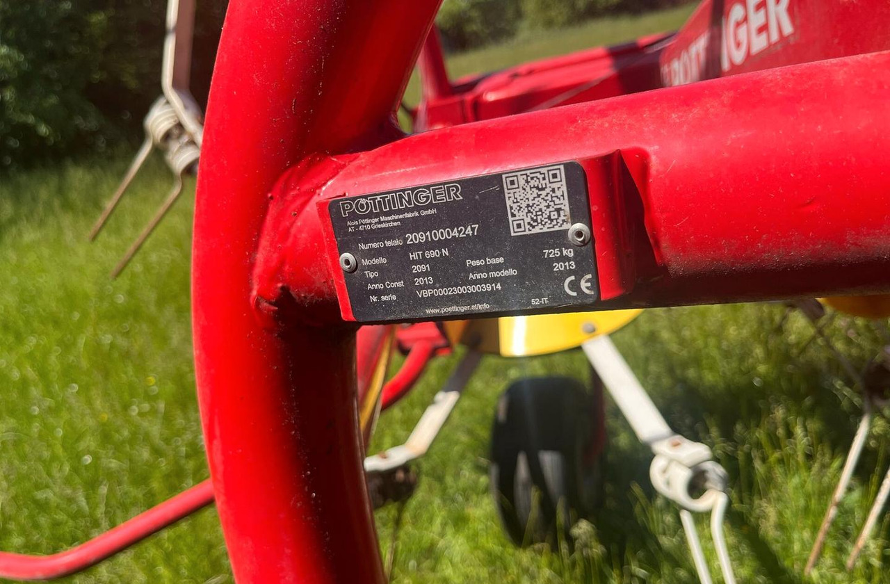 Voltafieno usato Pottinger Hit 690 N - Tedder/ Rake: picture 5 Voltafieno usato Pottinger Hit 690 N - Tedder/ Rake: picture 5