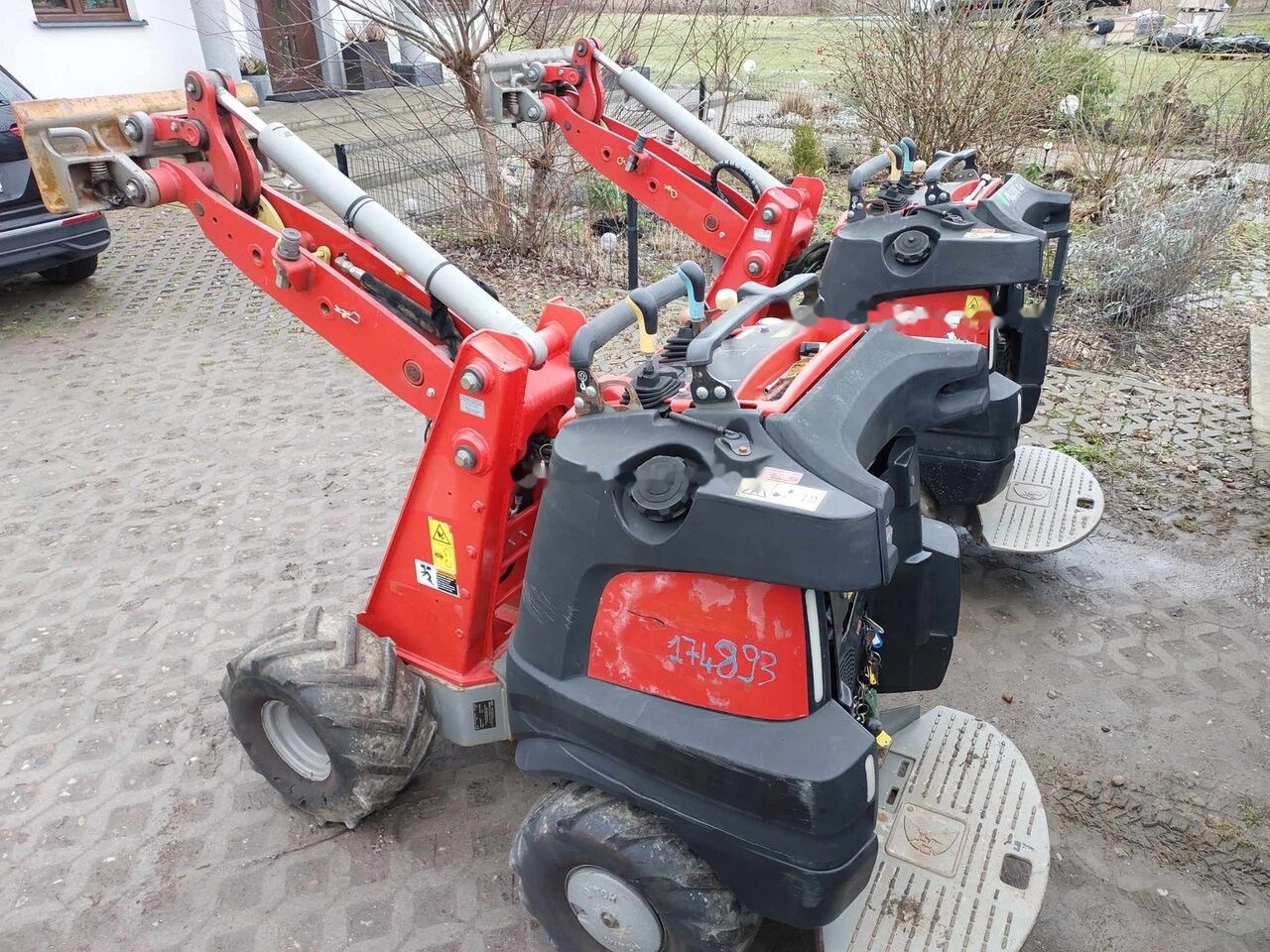 Ditch-Witch Zahn R300 - Trencher: picture 3 Ditch-Witch Zahn R300 - Trencher: picture 3