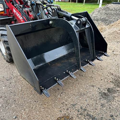 ABC 150 cm - Loader bucket: picture 1 ABC 150 cm - Loader bucket: picture 1