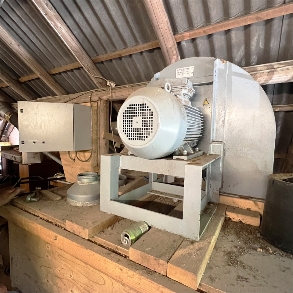 ABC Bevi sugeanlæg / Suction plant - Post-harvest equipment: picture 2 ABC Bevi sugeanlæg / Suction plant - Post-harvest equipment: picture 2