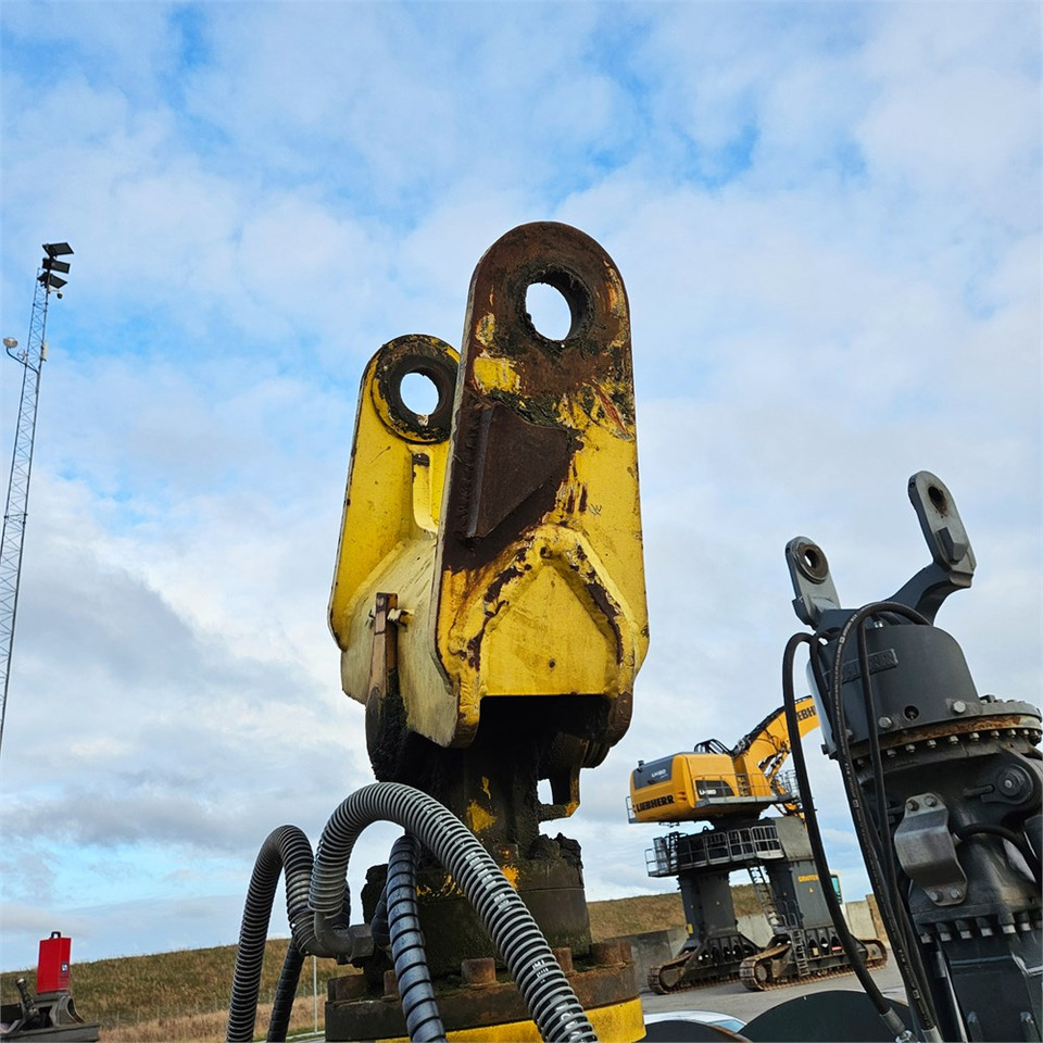 ABC MG.2,0 /IR22 - Grapple for Construction machinery: picture 5 ABC MG.2,0 /IR22 - Grapple for Construction machinery: picture 5