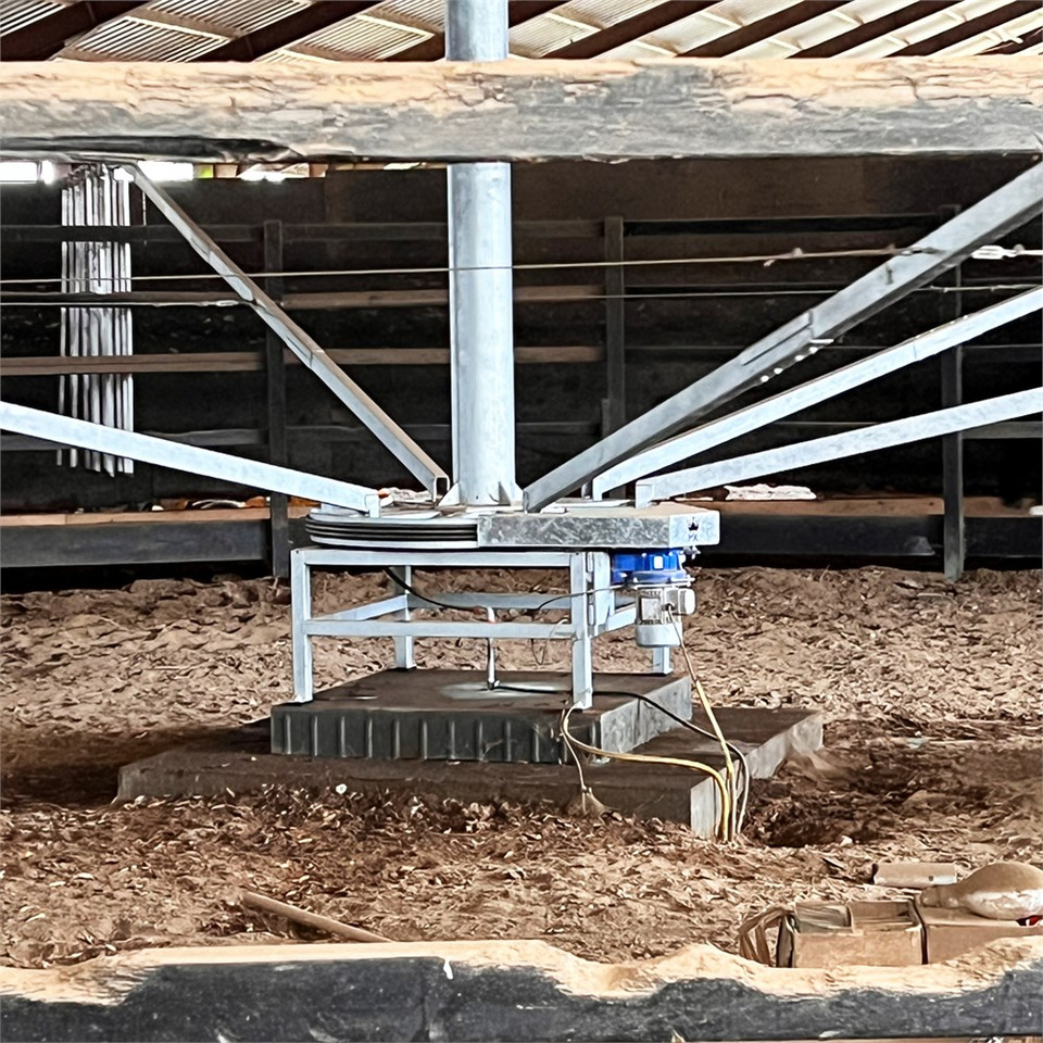 ABC Molenkoning Horse Walker - 20 meter - Se Video! - Livestock equipment: picture 5 ABC Molenkoning Horse Walker - 20 meter - Se Video! - Livestock equipment: picture 5
