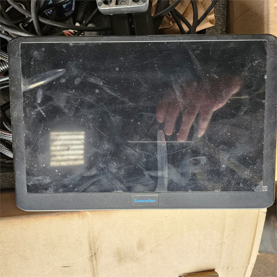 ABC Sveaverken F100 Auto Steer System - Farm tractor: picture 3 ABC Sveaverken F100 Auto Steer System - Farm tractor: picture 3