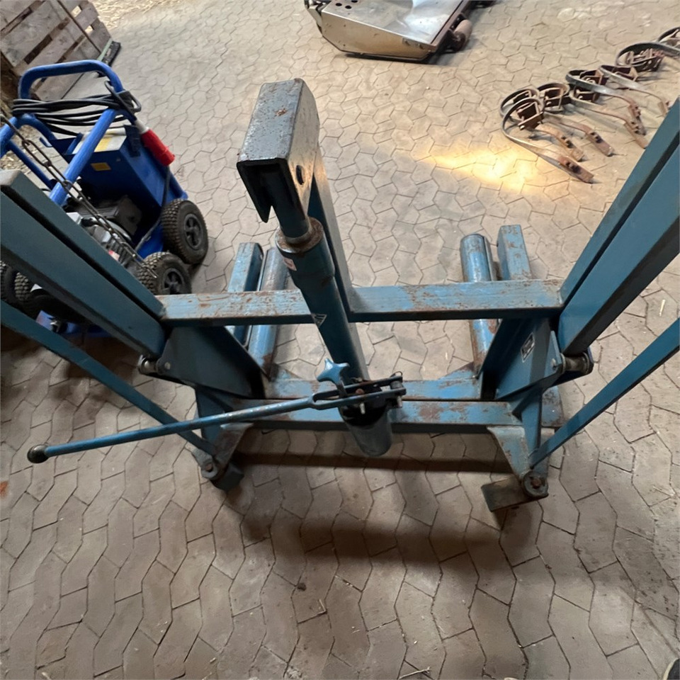 AC Hydraulic WT 1000 - Machine tool: picture 3 AC Hydraulic WT 1000 - Machine tool: picture 3