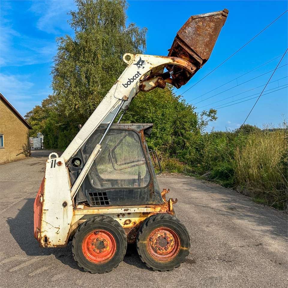 Skid steer loader Bobcat 543: picture 12