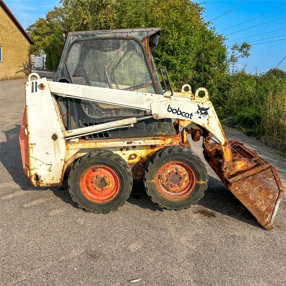 Skid steer loader Bobcat 543: picture 11