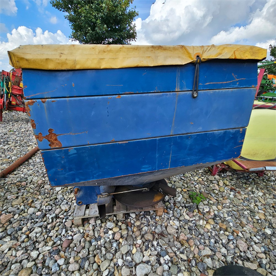 Bogballe E 1500 - Fertilizing equipment: picture 4 Bogballe E 1500 - Fertilizing equipment: picture 4