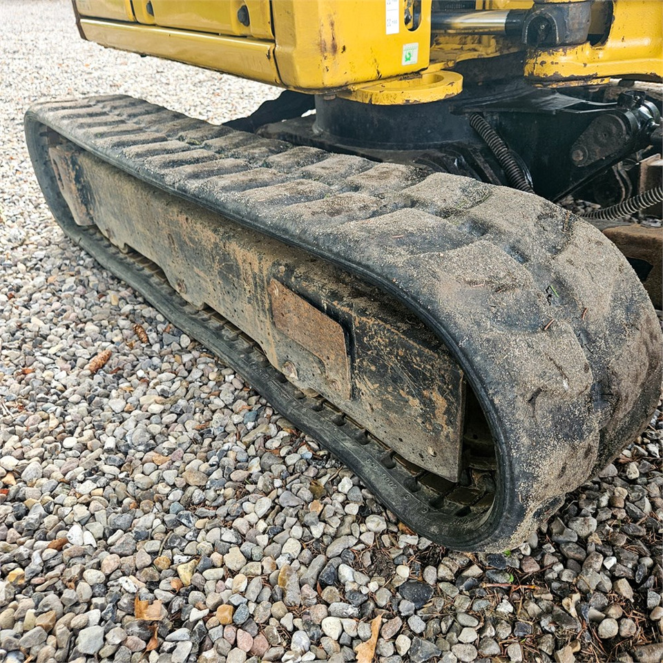 Mini excavator Caterpillar 301.8: picture 41