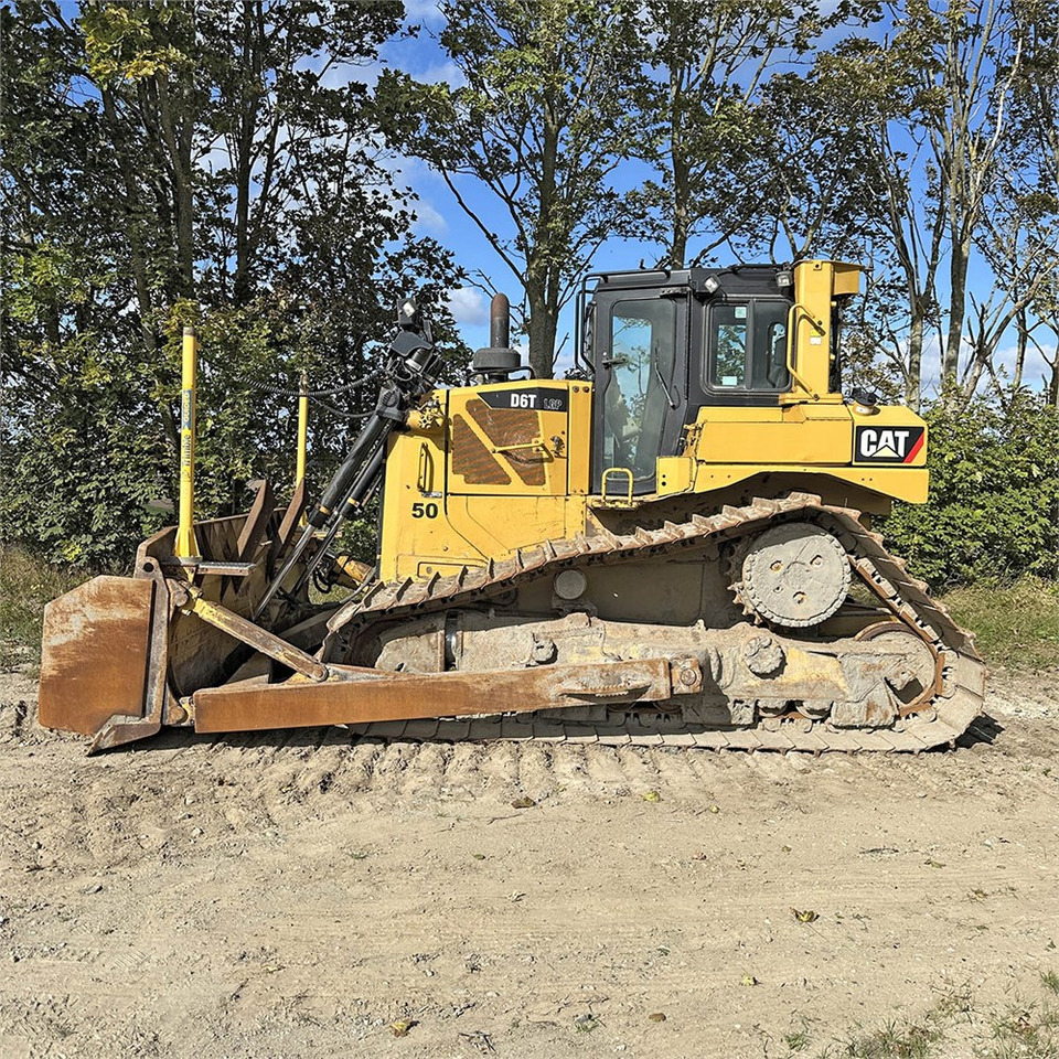 Caterpillar D6T LGP - Bulldozer: picture 3 Caterpillar D6T LGP - Bulldozer: picture 3