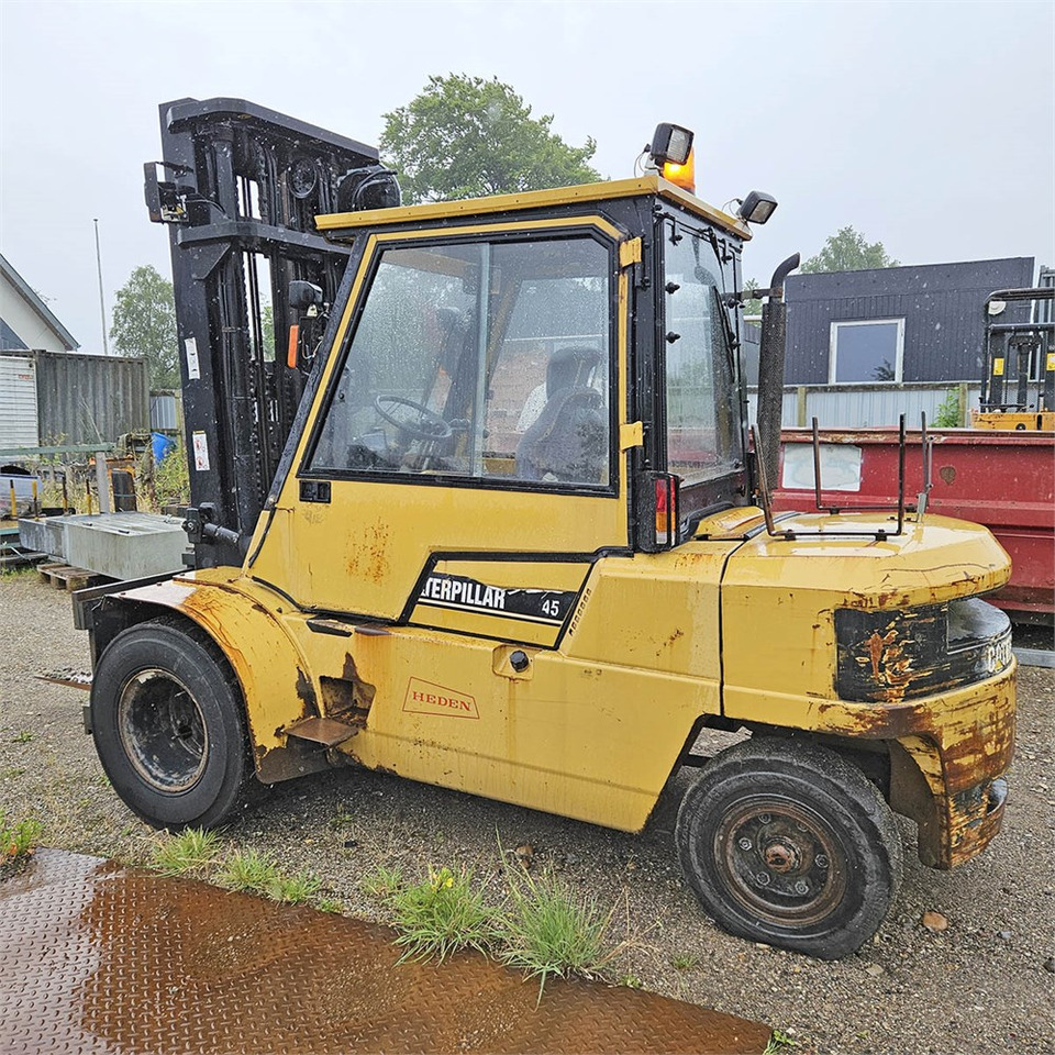 Caterpillar DP45 - Forklift: picture 3 Caterpillar DP45 - Forklift: picture 3