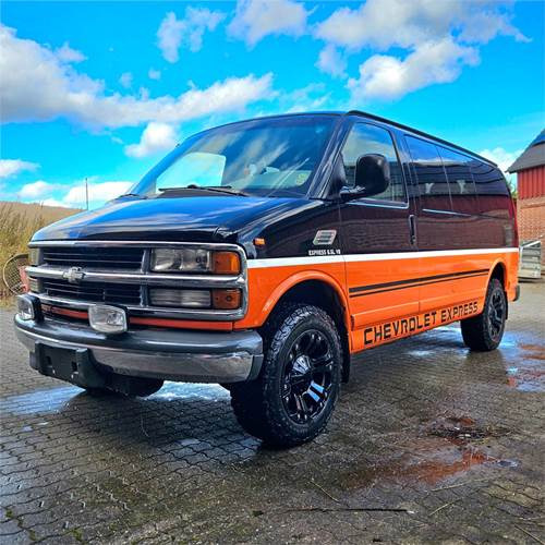 Chevrolet Express Van 2500 - People carrier: picture 2 Chevrolet Express Van 2500 - People carrier: picture 2