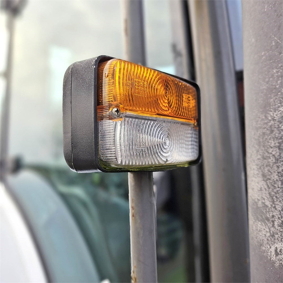 Farm tractor Claas Ares 697: picture 50