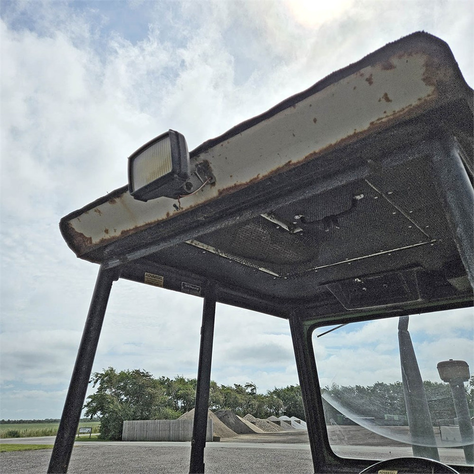 Farm tractor Deutz 5206: picture 31