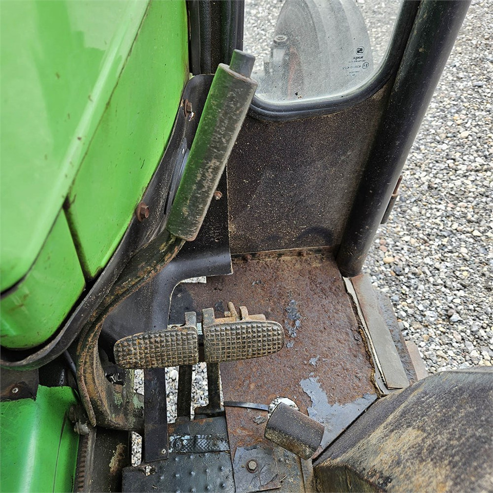 Farm tractor Deutz 5206: picture 19