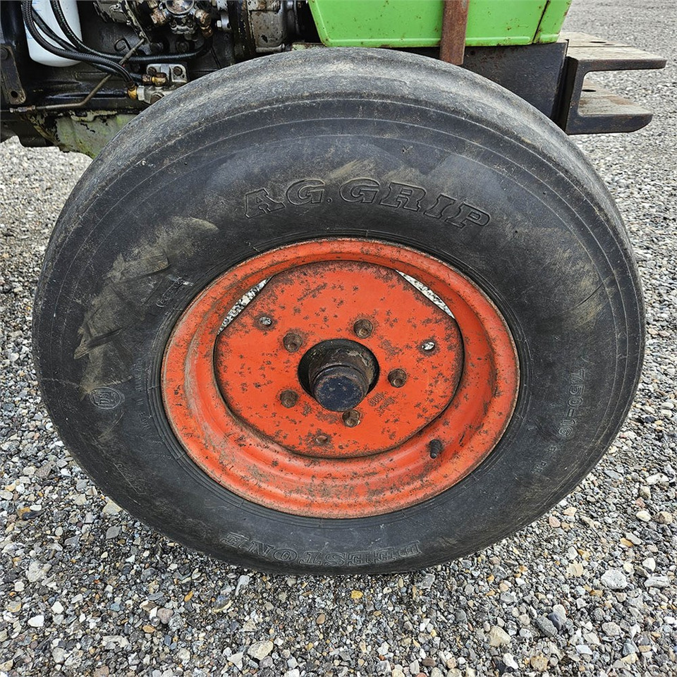 Farm tractor Deutz 5206: picture 45