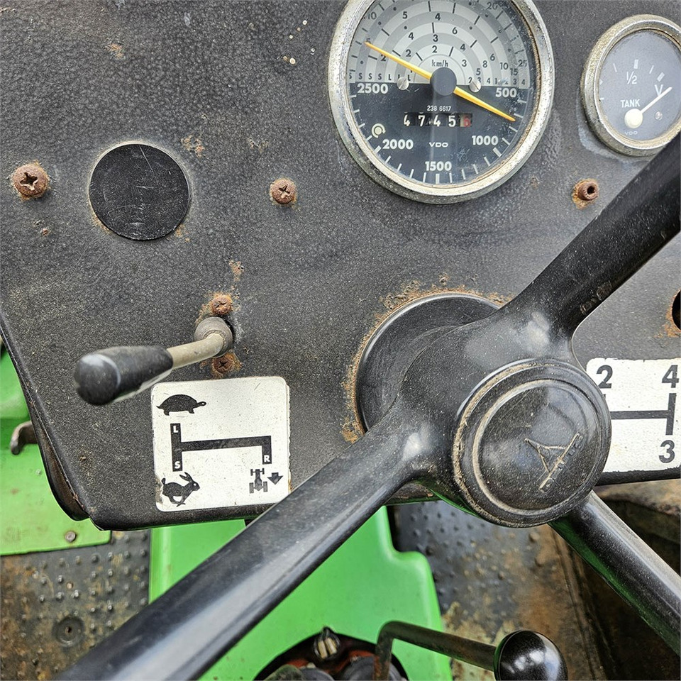 Farm tractor Deutz 5206: picture 17
