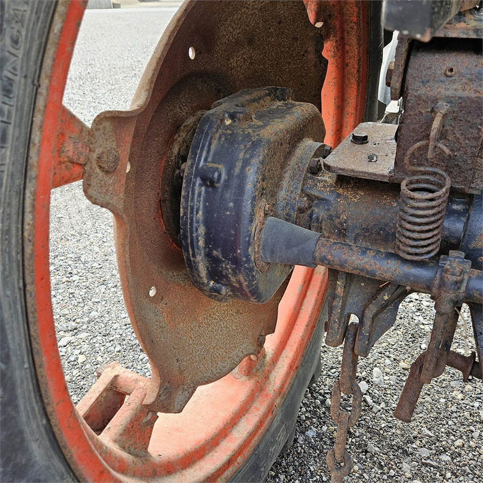 Farm tractor Deutz 5206: picture 39