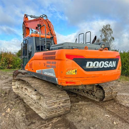 Doosan DX255 LC - Crawler excavator: picture 4 Doosan DX255 LC - Crawler excavator: picture 4