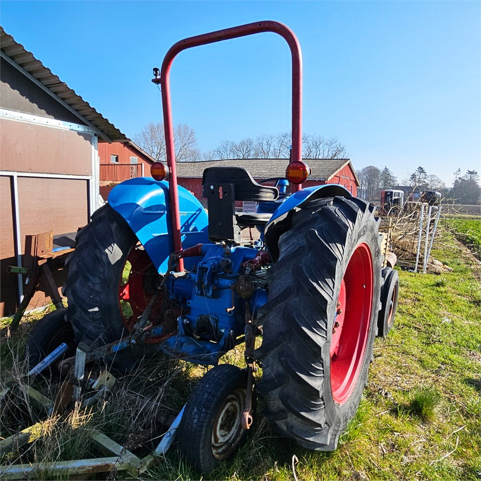 Ford T2 - Farm tractor: picture 5 Ford T2 - Farm tractor: picture 5
