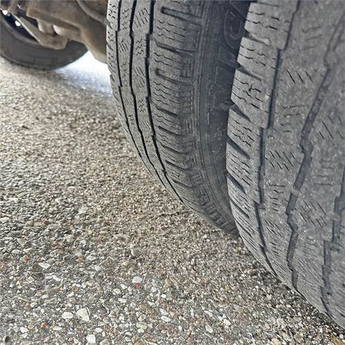 Dropside/ Flatbed truck Ford Transit 2.2 TDCi (155HK) Chassis RWD Man: picture 39