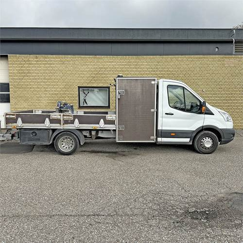 Dropside/ Flatbed truck Ford Transit 2.2 TDCi (155HK) Chassis RWD Man: picture 9