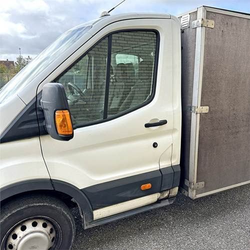 Dropside/ Flatbed truck Ford Transit 2.2 TDCi (155HK) Chassis RWD Man: picture 12