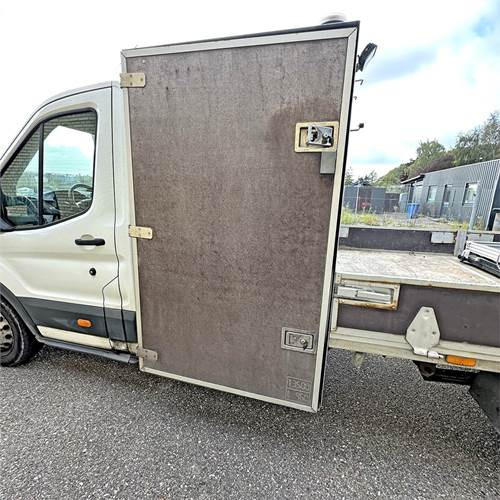 Dropside/ Flatbed truck Ford Transit 2.2 TDCi (155HK) Chassis RWD Man: picture 24