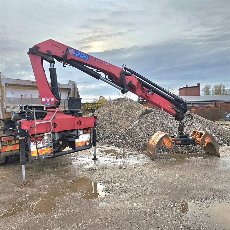 HMF 2120K-4 RC - Truck mounted crane: picture 5 HMF 2120K-4 RC - Truck mounted crane: picture 5