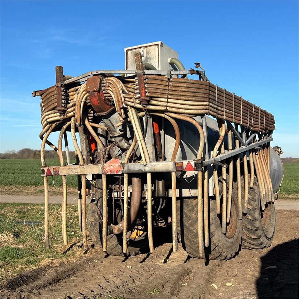Harsø HV 615 - Fertilizing equipment: picture 2 Harsø HV 615 - Fertilizing equipment: picture 2