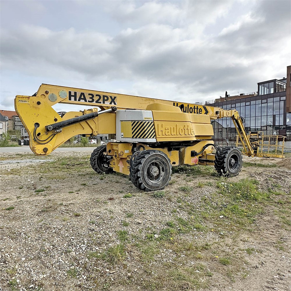 Haulotte HA32PX - Articulated boom lift: picture 5 Haulotte HA32PX - Articulated boom lift: picture 5