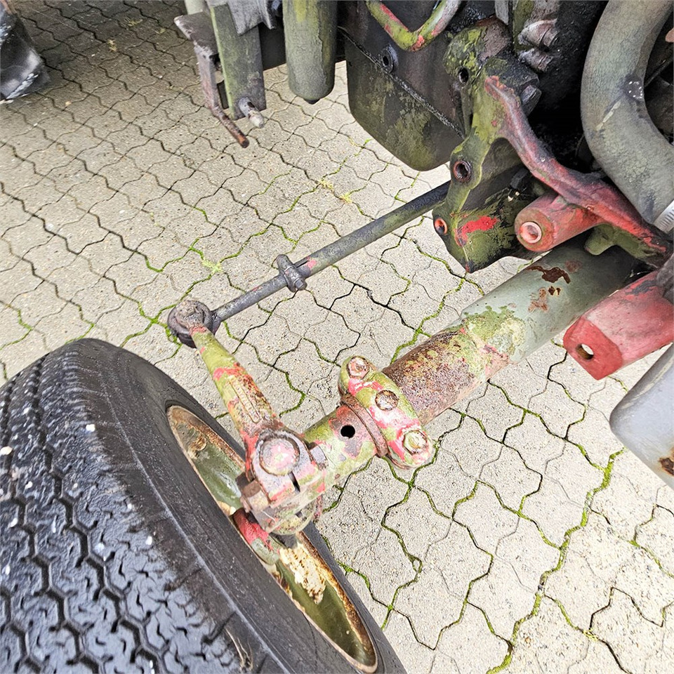 Farm tractor IH 276: picture 26 Farm tractor IH 276: picture 26