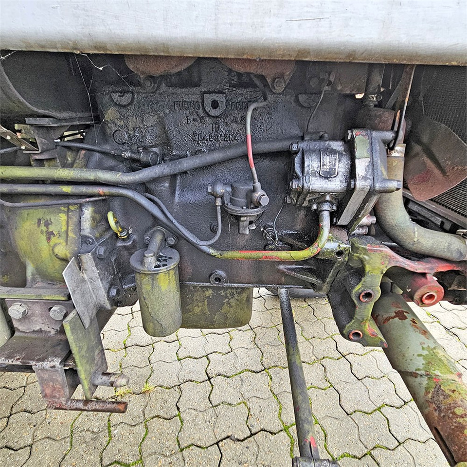 Farm tractor IH 276: picture 27 Farm tractor IH 276: picture 27