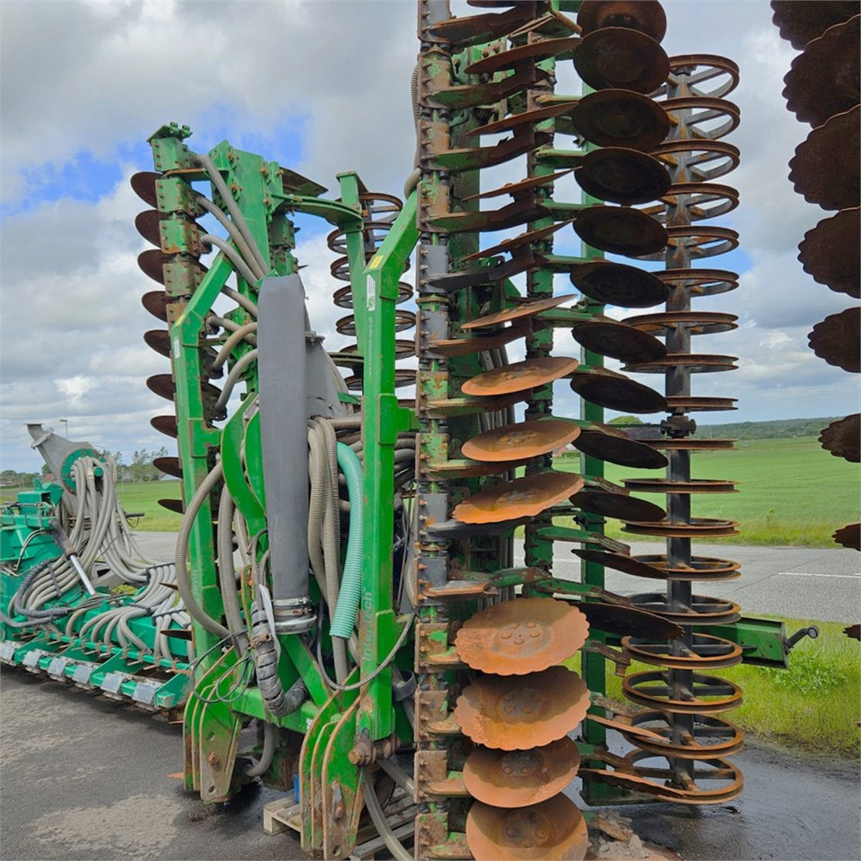 Intertech 7 m - Fertilizing equipment: picture 2 Intertech 7 m - Fertilizing equipment: picture 2