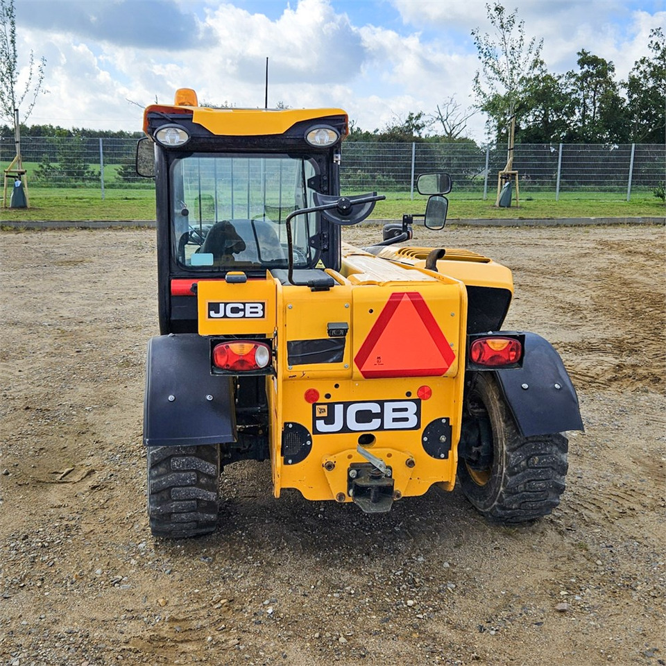 JCB 525-60T4 - Telescopic handler: picture 4 JCB 525-60T4 - Telescopic handler: picture 4