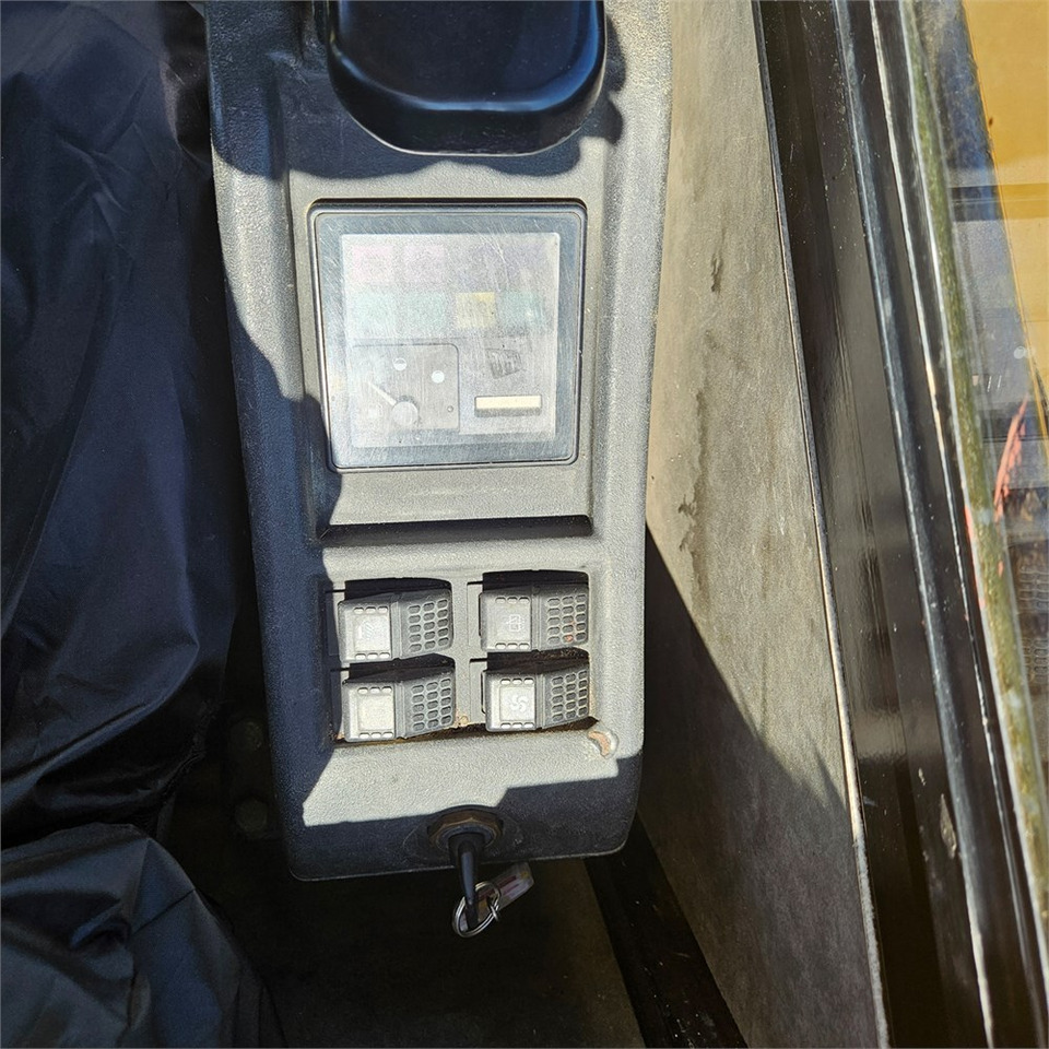 Leasing of JCB 8052 JCB 8052: picture 14