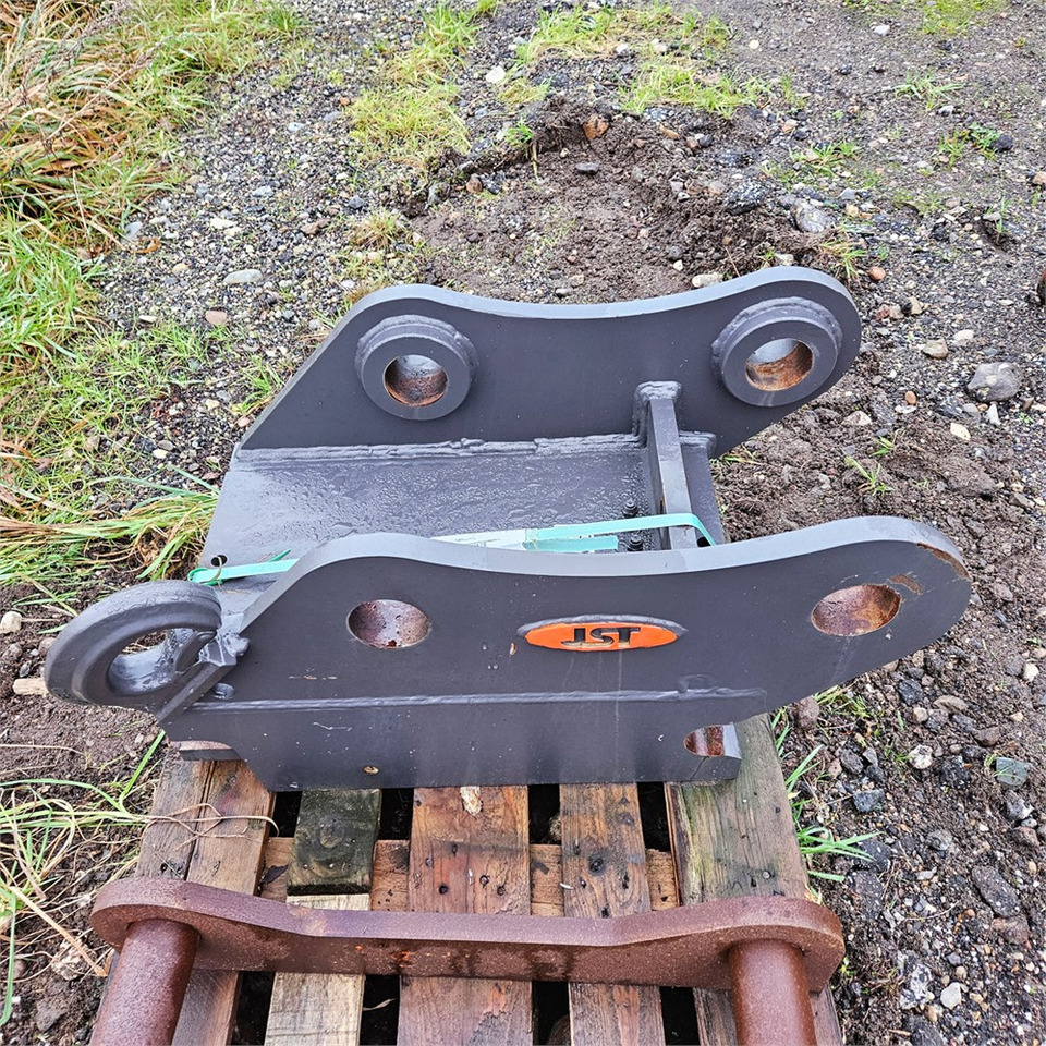 JST S70 - Quick coupler: picture 2 JST S70 - Quick coupler: picture 2