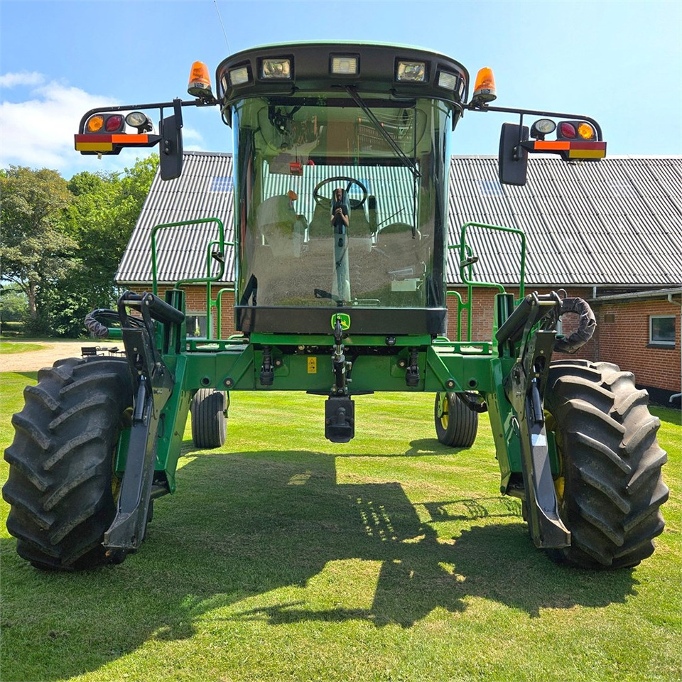John Deere W150 - Harvester: picture 4 John Deere W150 - Harvester: picture 4
