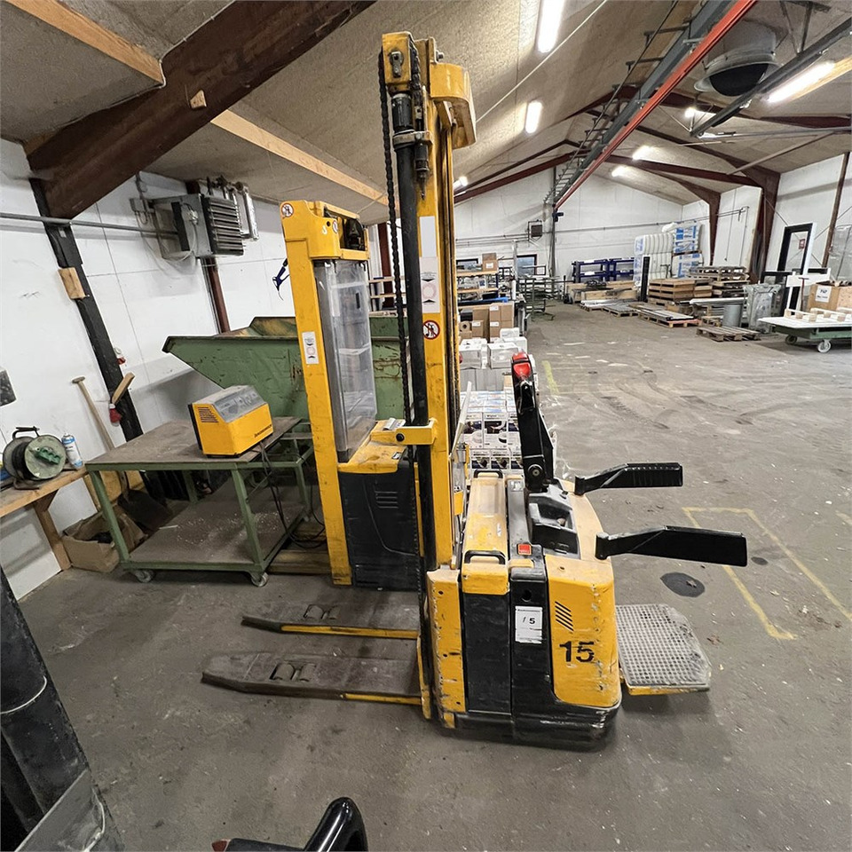Jungheinrich Hawker Perfect Plus 3 PzB 300 - Pallet truck: picture 1 Jungheinrich Hawker Perfect Plus 3 PzB 300 - Pallet truck: picture 1