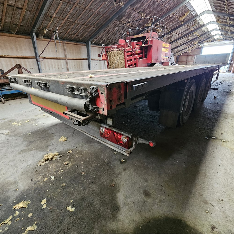 Kel-Berg S40b3 - Dropside/ Flatbed semi-trailer: picture 5 Kel-Berg S40b3 - Dropside/ Flatbed semi-trailer: picture 5